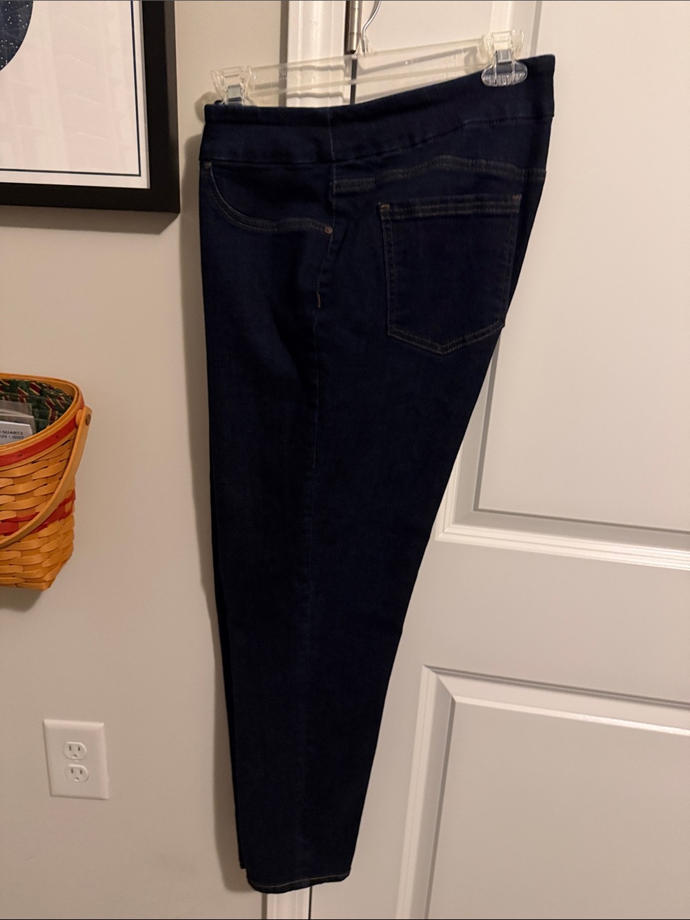 Chico's Dark Indigo Pull-On Tapered leg Jeans